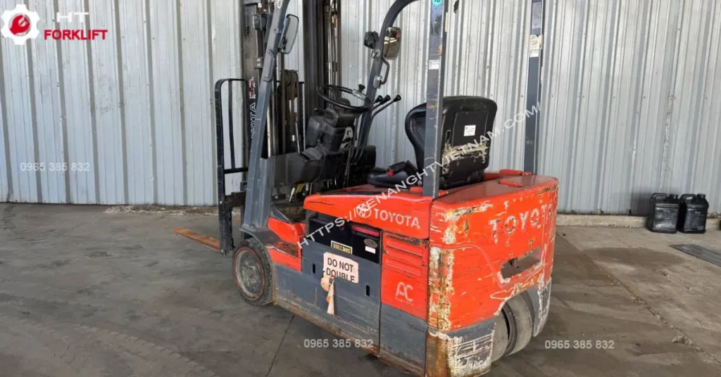 Cho thuê xe nâng tại Đà Nẵng| 3 loại xe nâng: dầu, điện, tay Cho thuê xe nâng điện tại Đà Nẵng