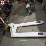 Xe nâng tay 3 tấn